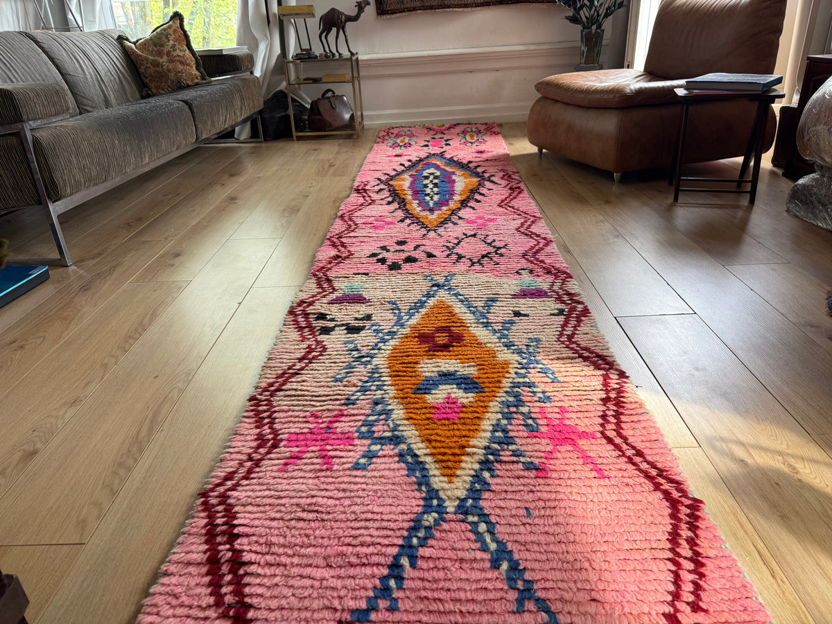 Passadeira Boujaad marroquina vintage – 418 × 79 cm