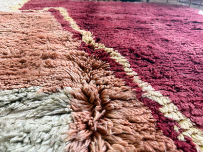 Vintage hand-knotted Moroccan rug – 291 × 203 cm