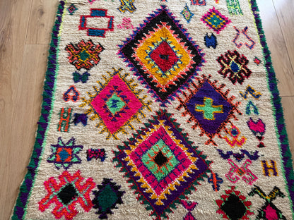 Tapis marocain vintage Azilal – 290 × 126 cm