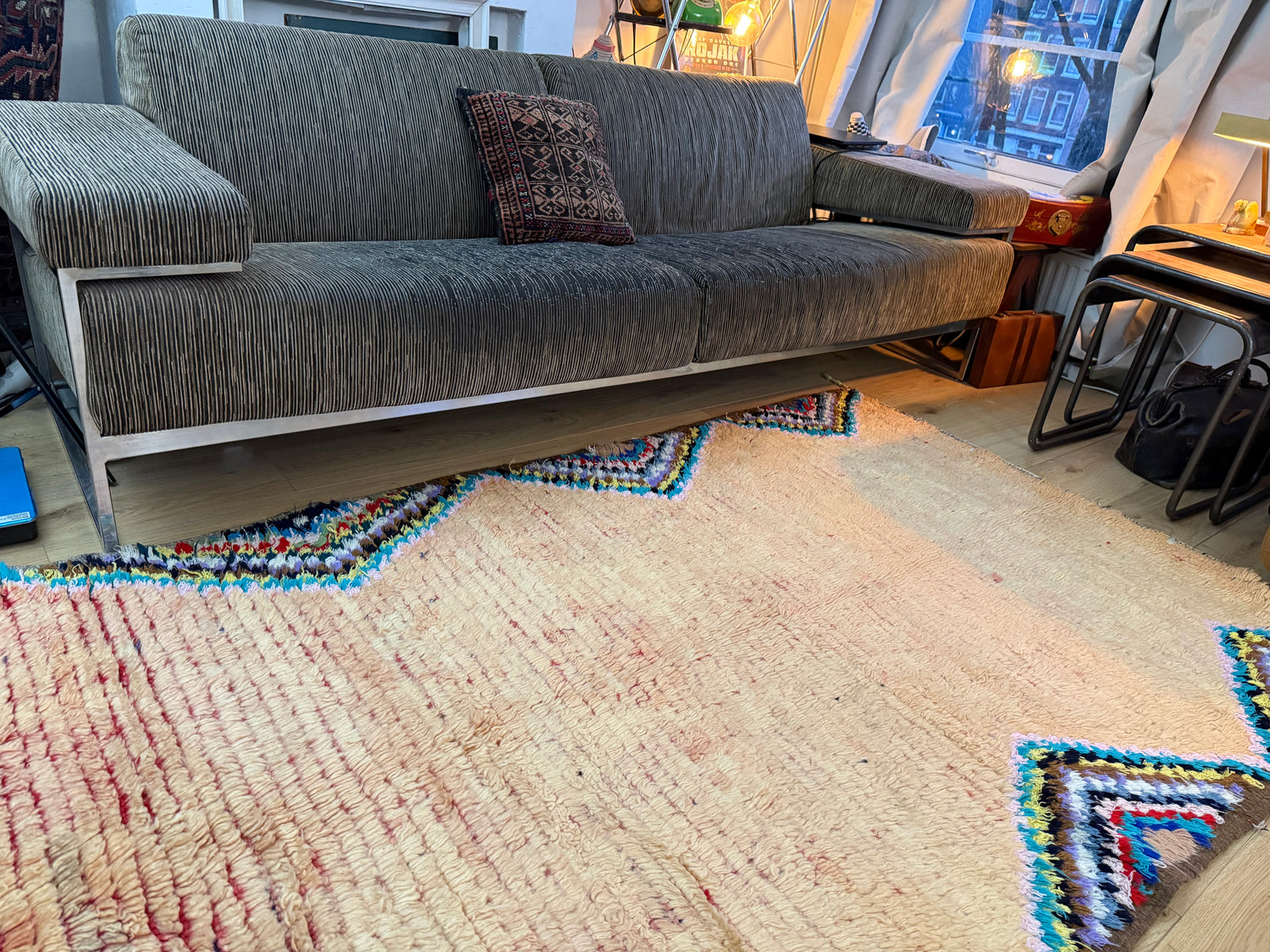 Vintage handgeknoopt Marokkaans tapijt – 370 × 204 cm