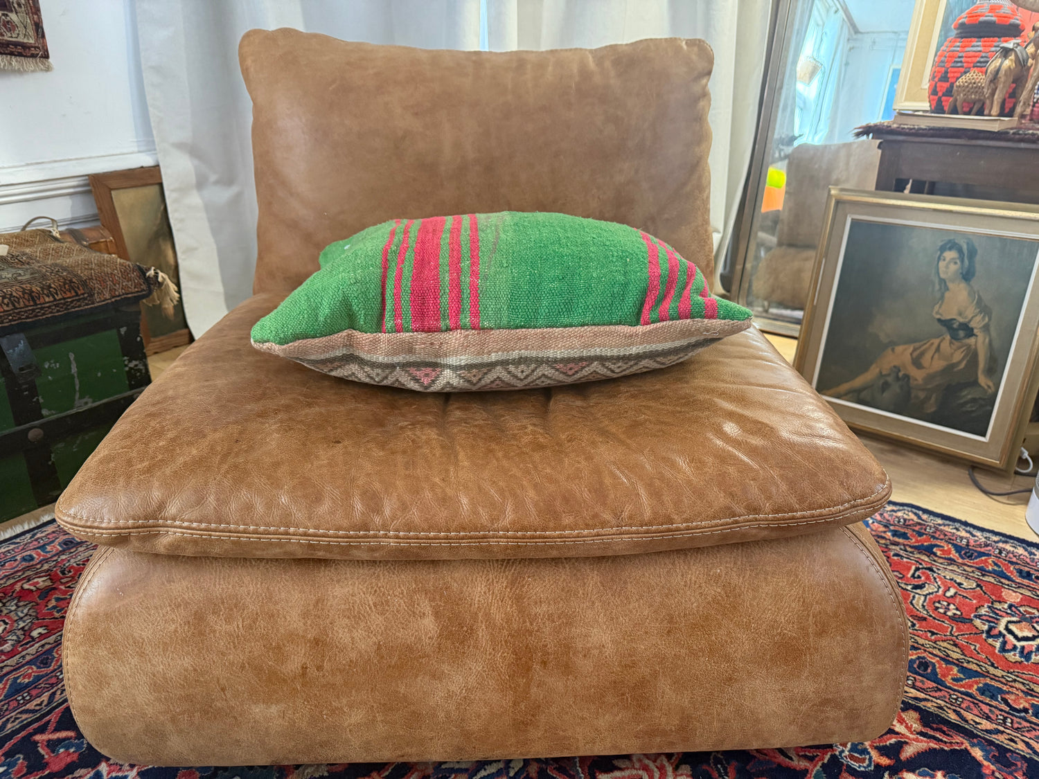 Handgemaakt kussen van een vintage Marokkaans tapijt – ca. 60 × 40 cm