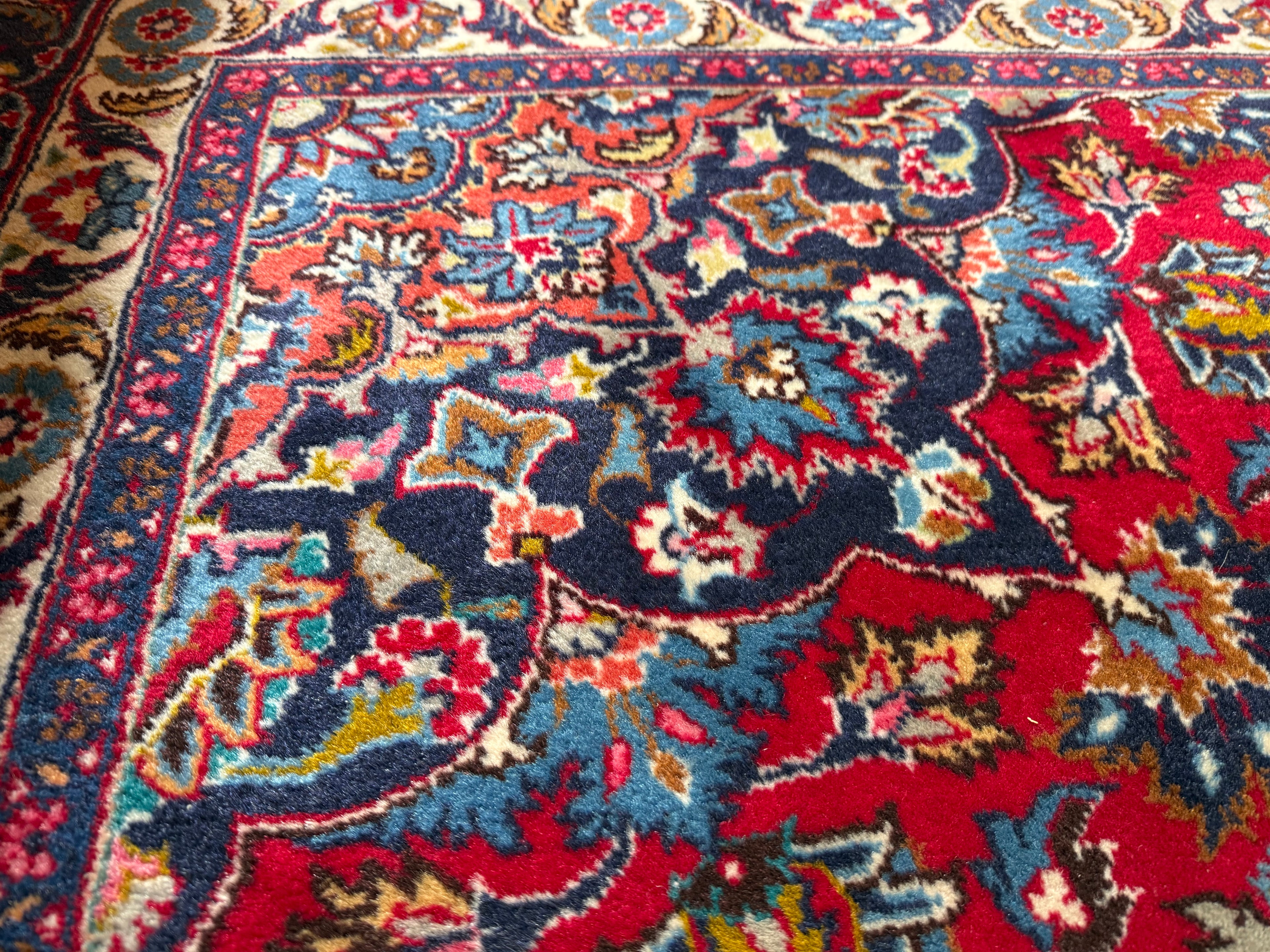 Großer Vintage-Perser-Medaillonteppich – 300 × 290 cm
