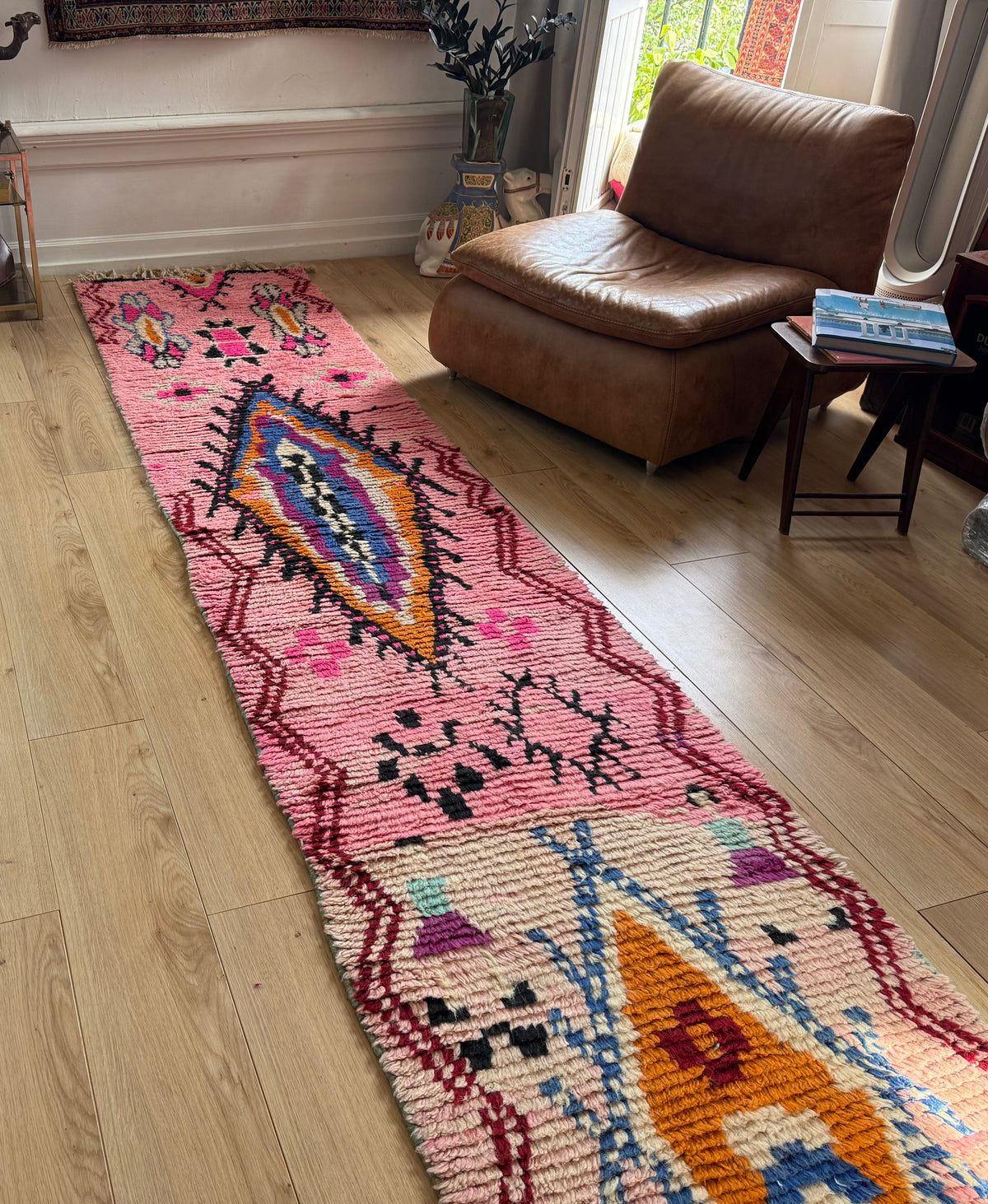 Passadeira Boujaad marroquina vintage – 418 × 79 cm