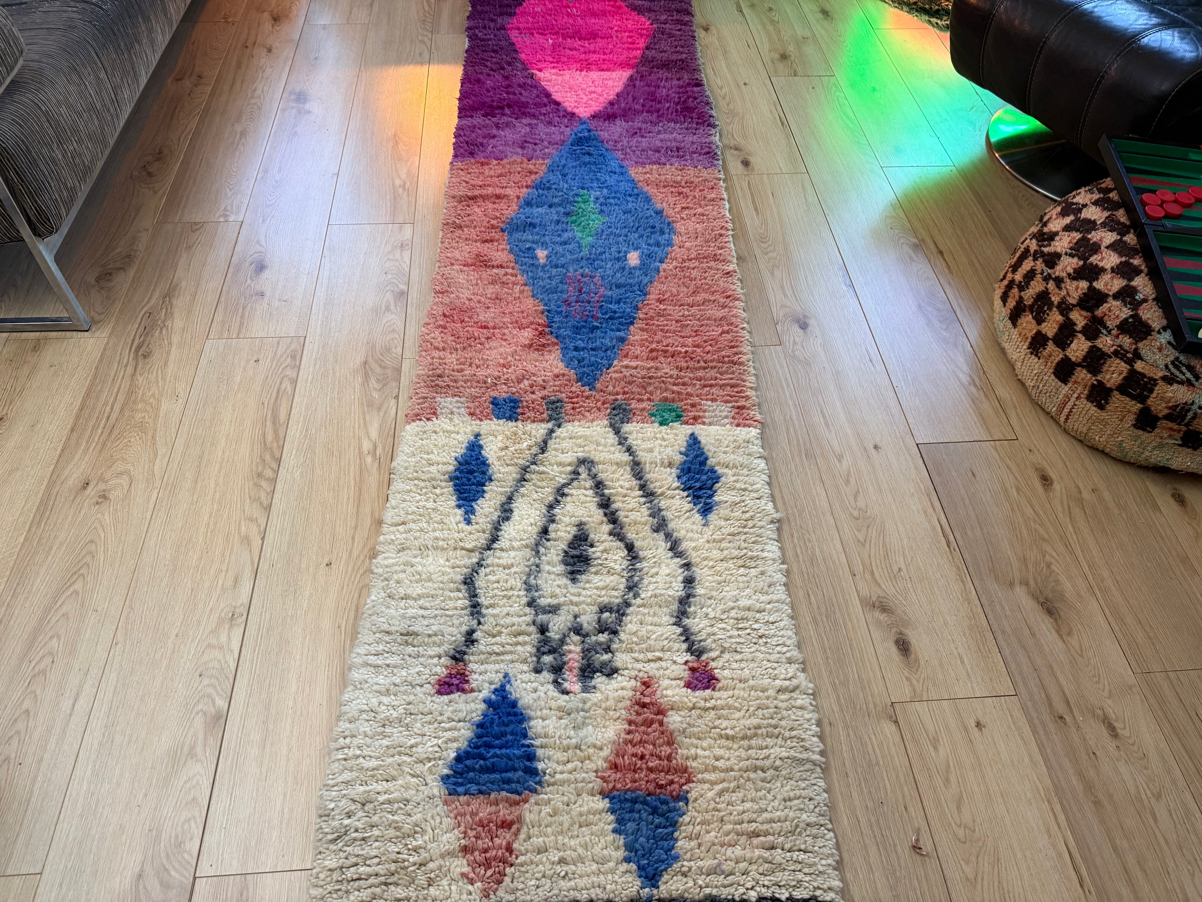 Authentiek Berber wollen kleed – kleurrijke Marokkaanse loper (310 × 70 cm)