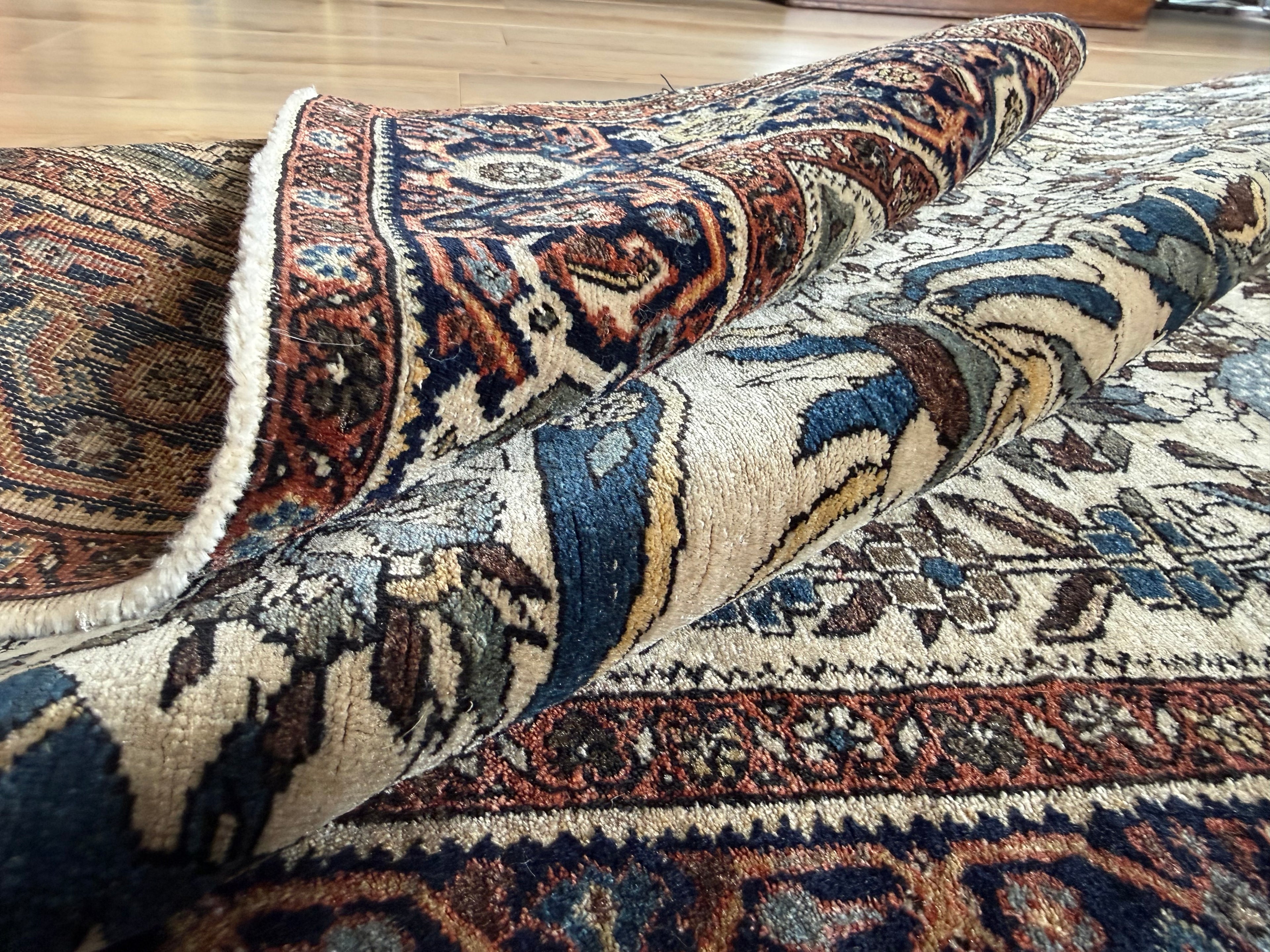 Early 20th-century figurative carpet – Qom tradition – 188 × 132 cm