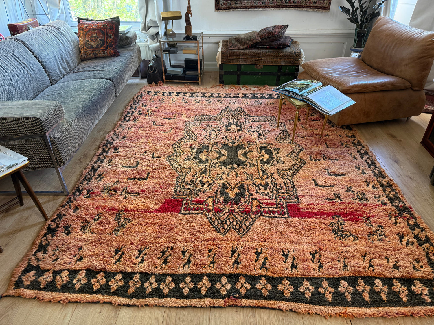 Vintage Moroccan Berber Rug in Salmon Pink Wool – 275 × 210 cm