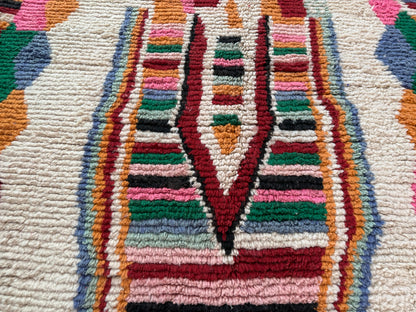 Handgeknoopt Marokkaans Azilal tapijt – 246 × 182 cm