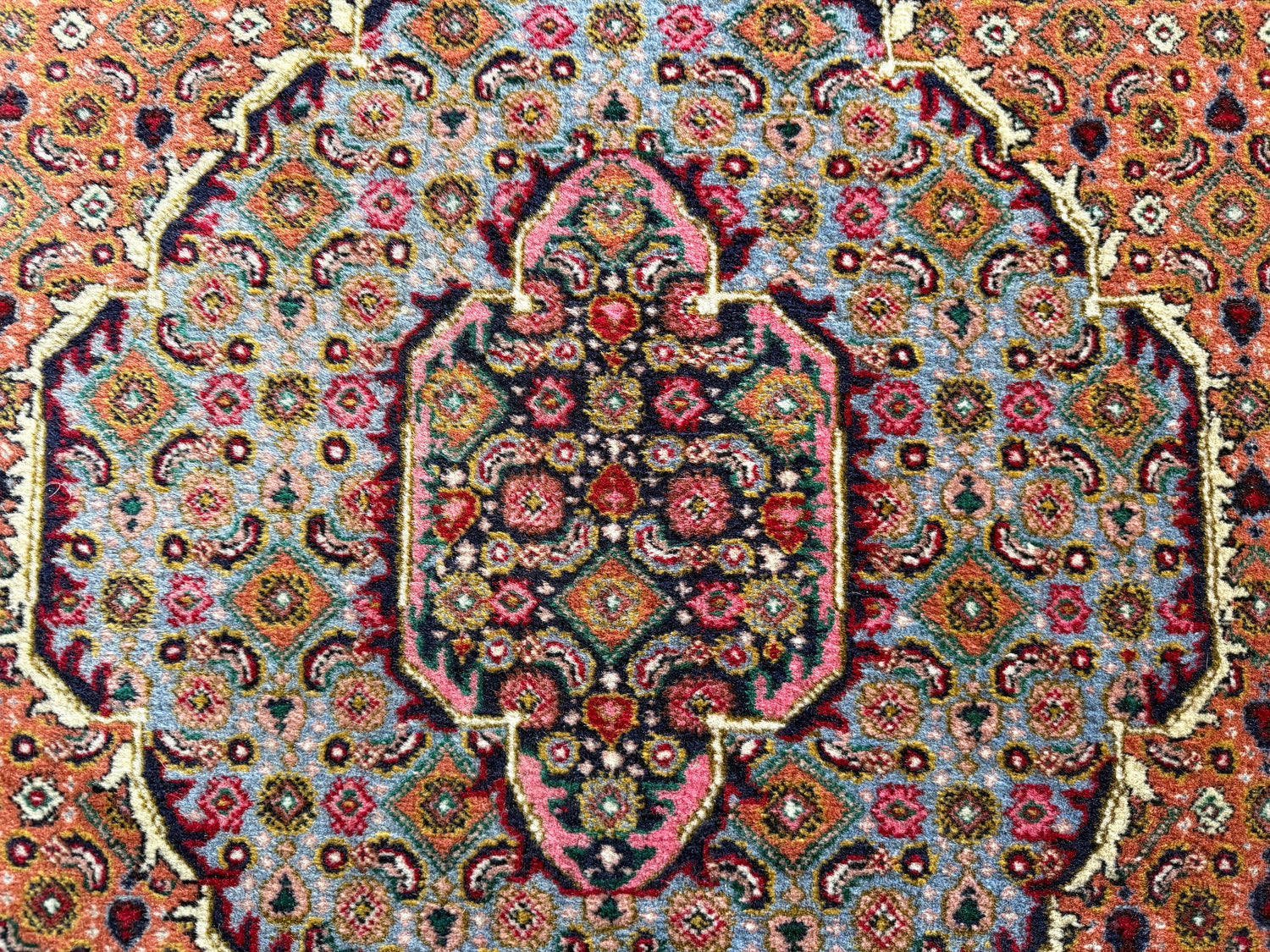 Tapete vintage nó à mão – estilo Bidjar – 310 × 200 cm – padrão Mahi