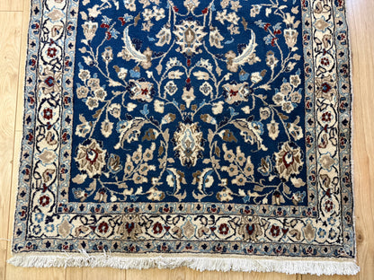 Tapete vintage feito à mão em estilo Nain – 208 × 117 cm
