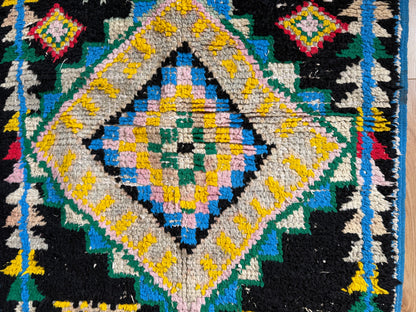 Handgeknoopt vintage tapijt Boucherouite loper uit Marokko– ca. 277 × 88 cm