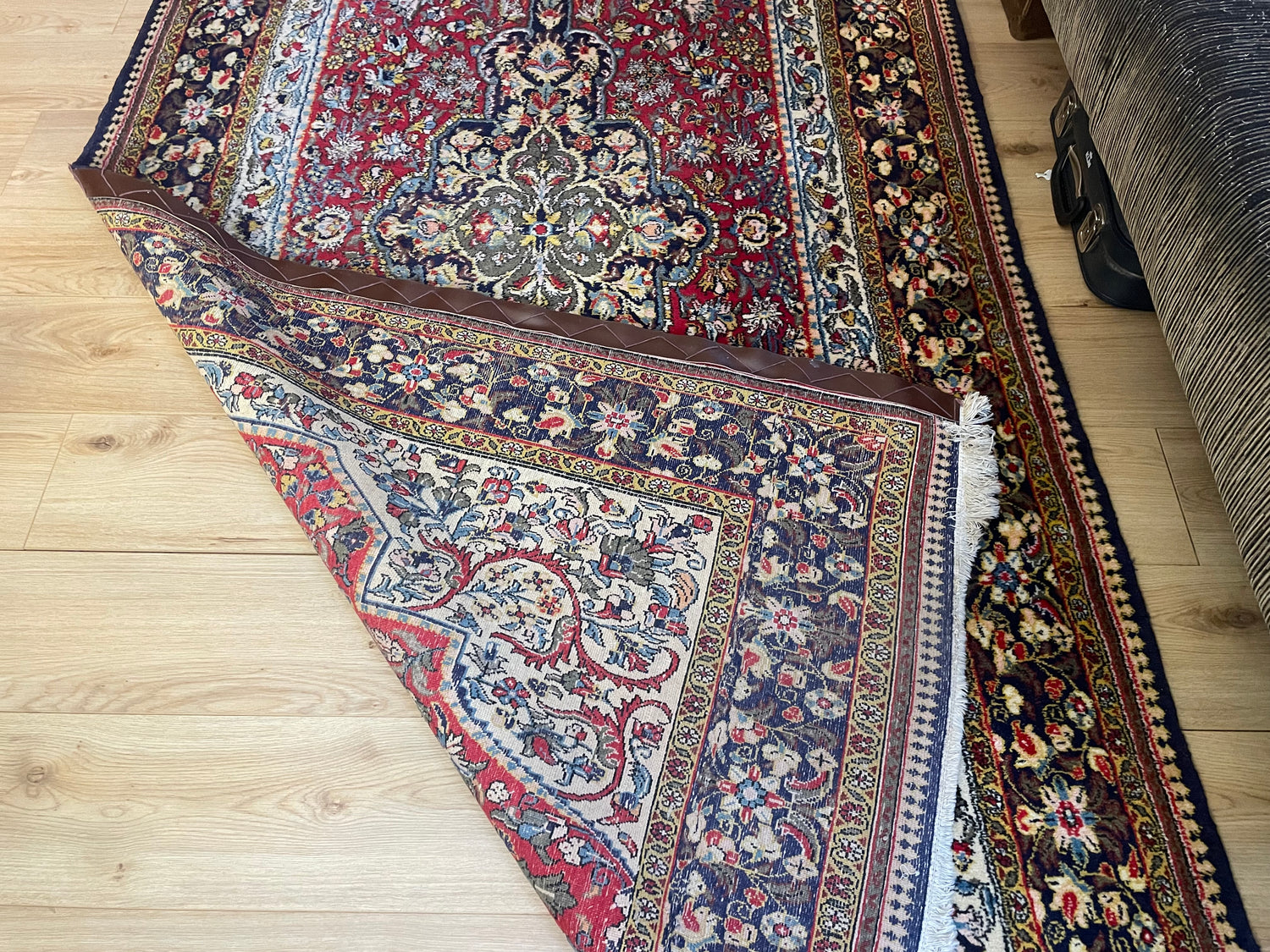 Handgeknoopt Oosters tapijt – ca. 256 × 139 cm