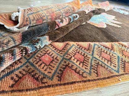 Vintage Marokkaans tapijt – 255 × 141 cm – ca. 1970–1990