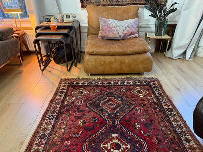 Handgeknoopt vintage oosters tapijt – 182 × 120 cm