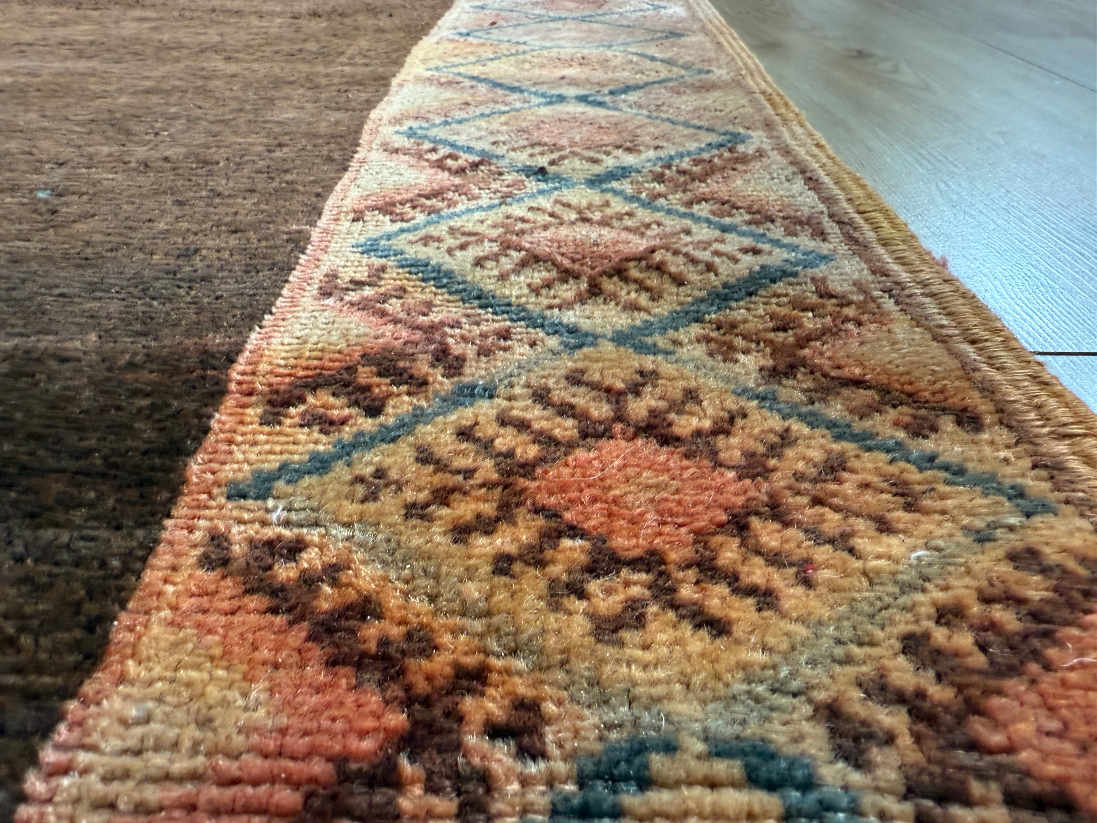 Vintage Marokkaans tapijt – 255 × 141 cm – ca. 1970–1990