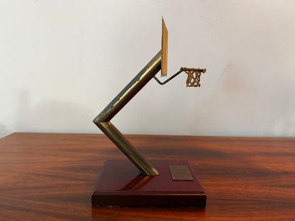 Troféu vintage de basquetebol – objeto escultórico de 1987