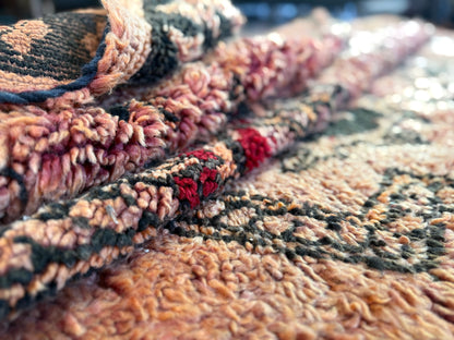 Vintage Moroccan Berber Rug in Salmon Pink Wool – 275 × 210 cm