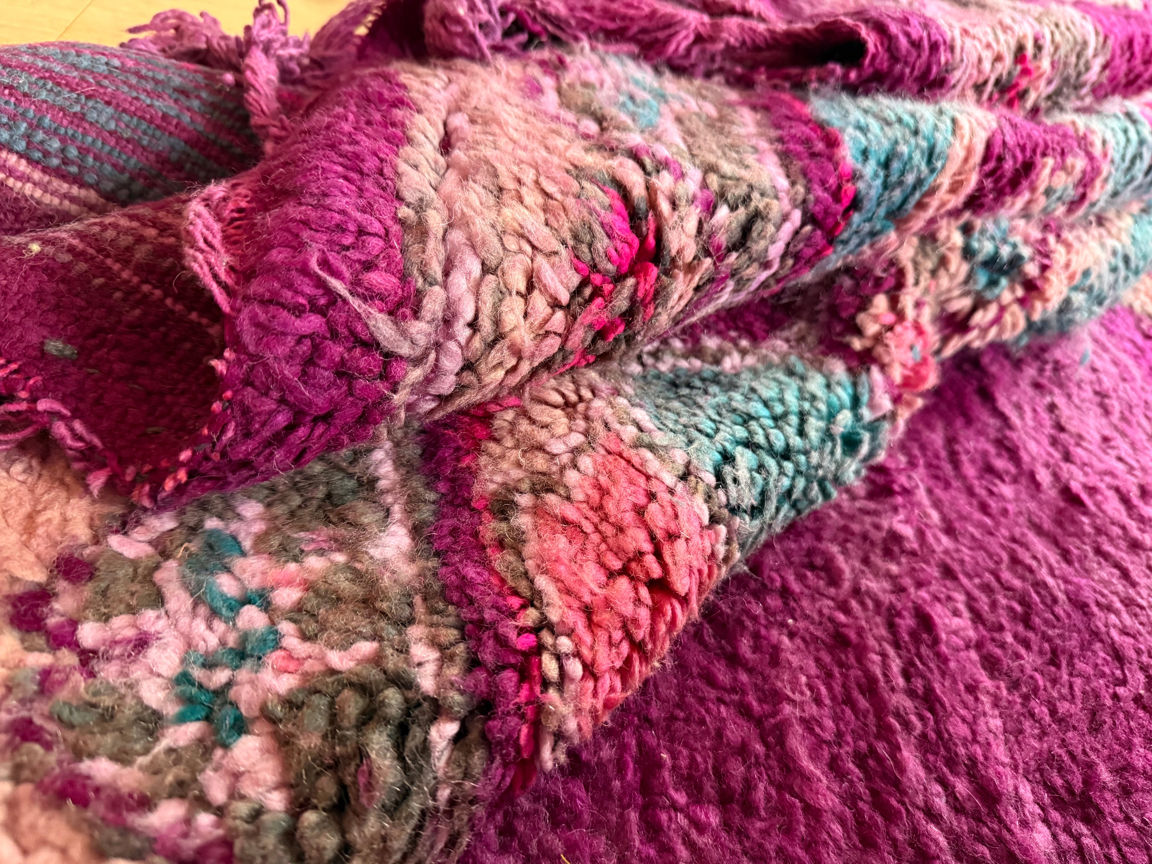 Vintage Atlas Rug – Magenta &amp; Turquoise Statement Piece (315 × 200 cm)