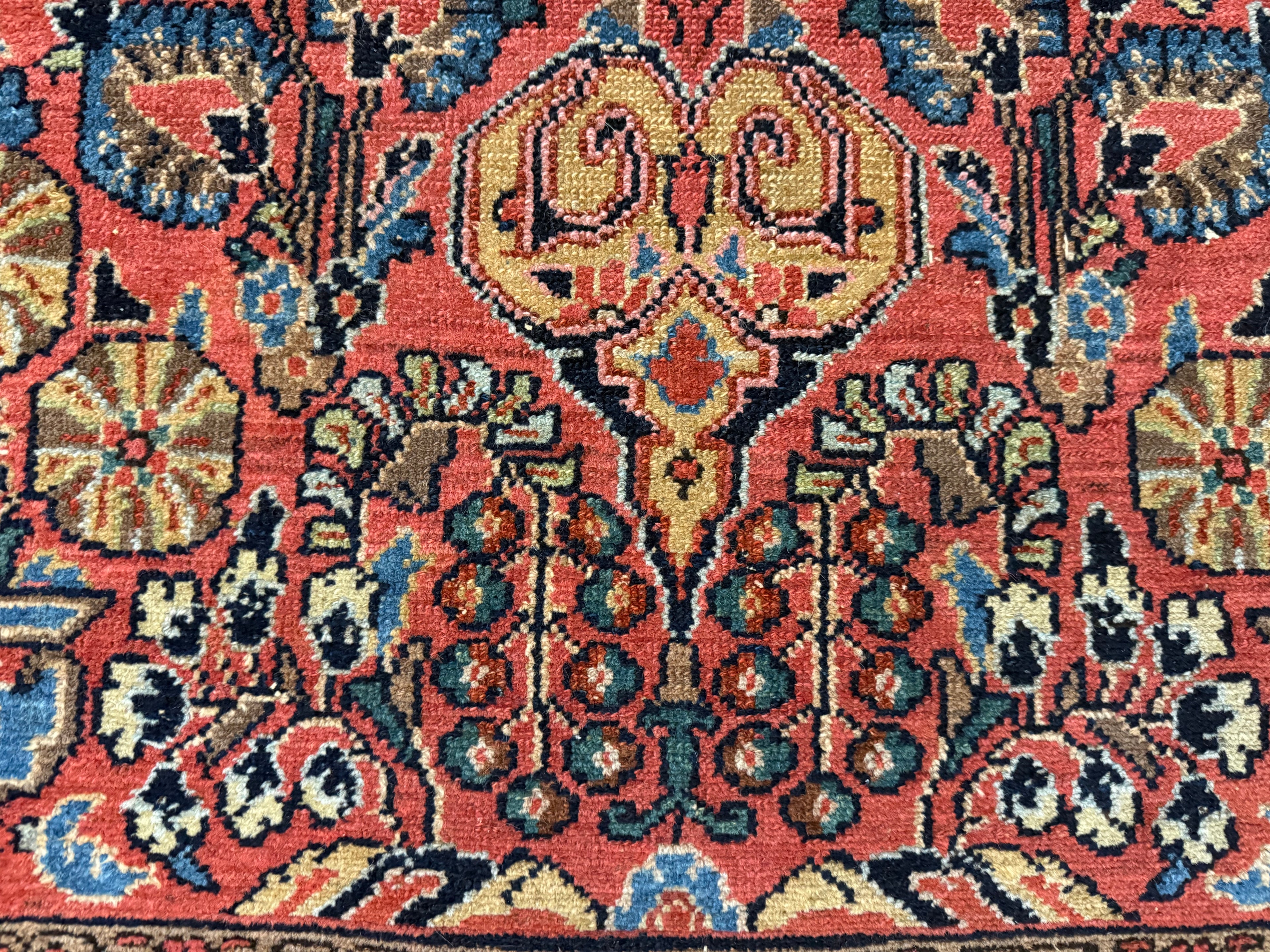 Warm rood Sarouk tapijt – 203 × 125 cm – florale elegantie