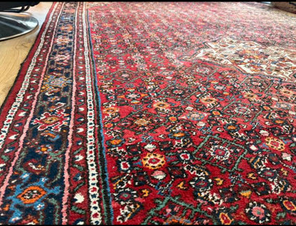 Hand-knotted vintage rug – Sun-kissed patina approx. 306 × 207 cm