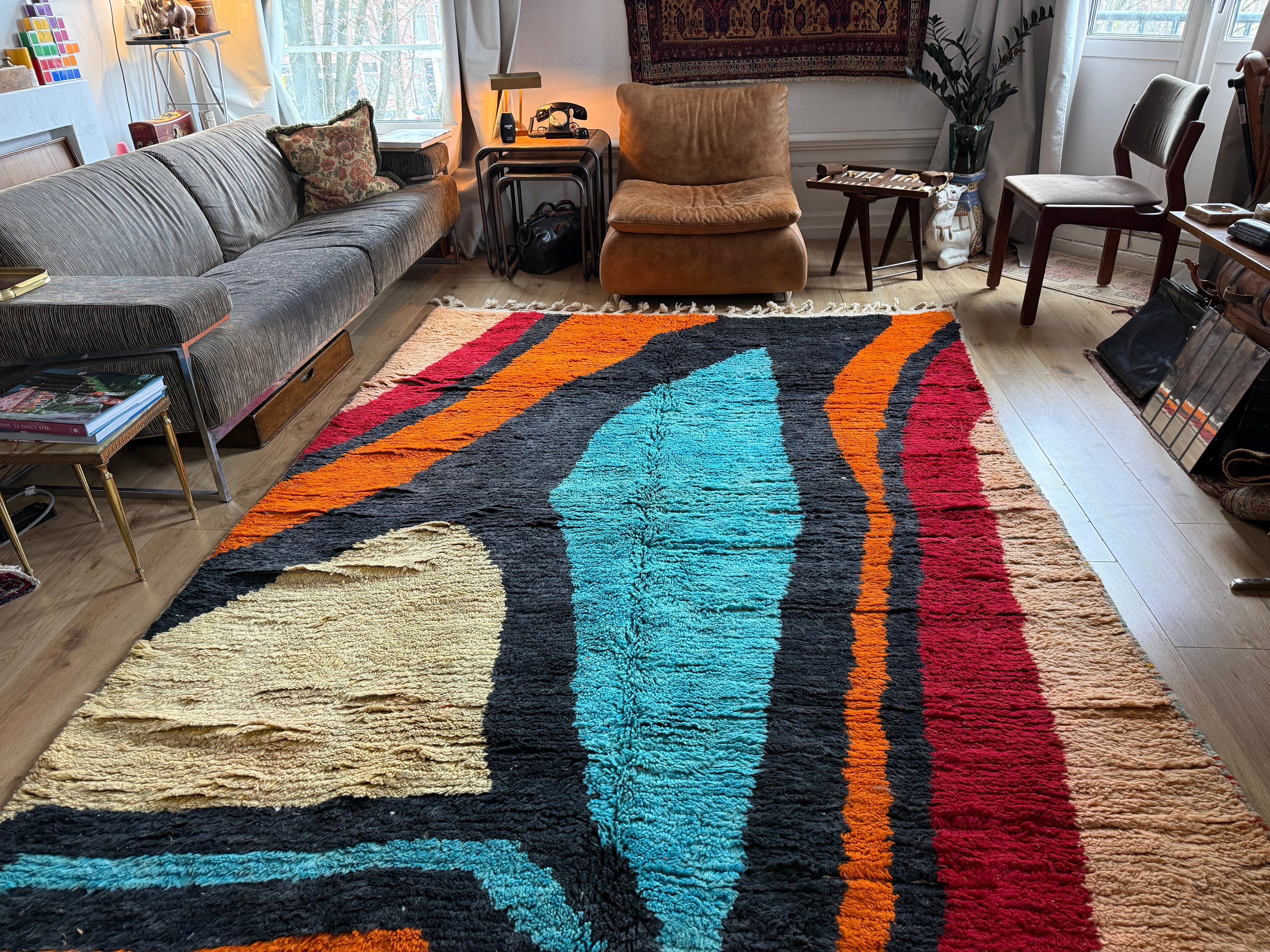 Vintage Moroccan Postmodern Rug 1980s Abstract Design – 332 × 205 cm