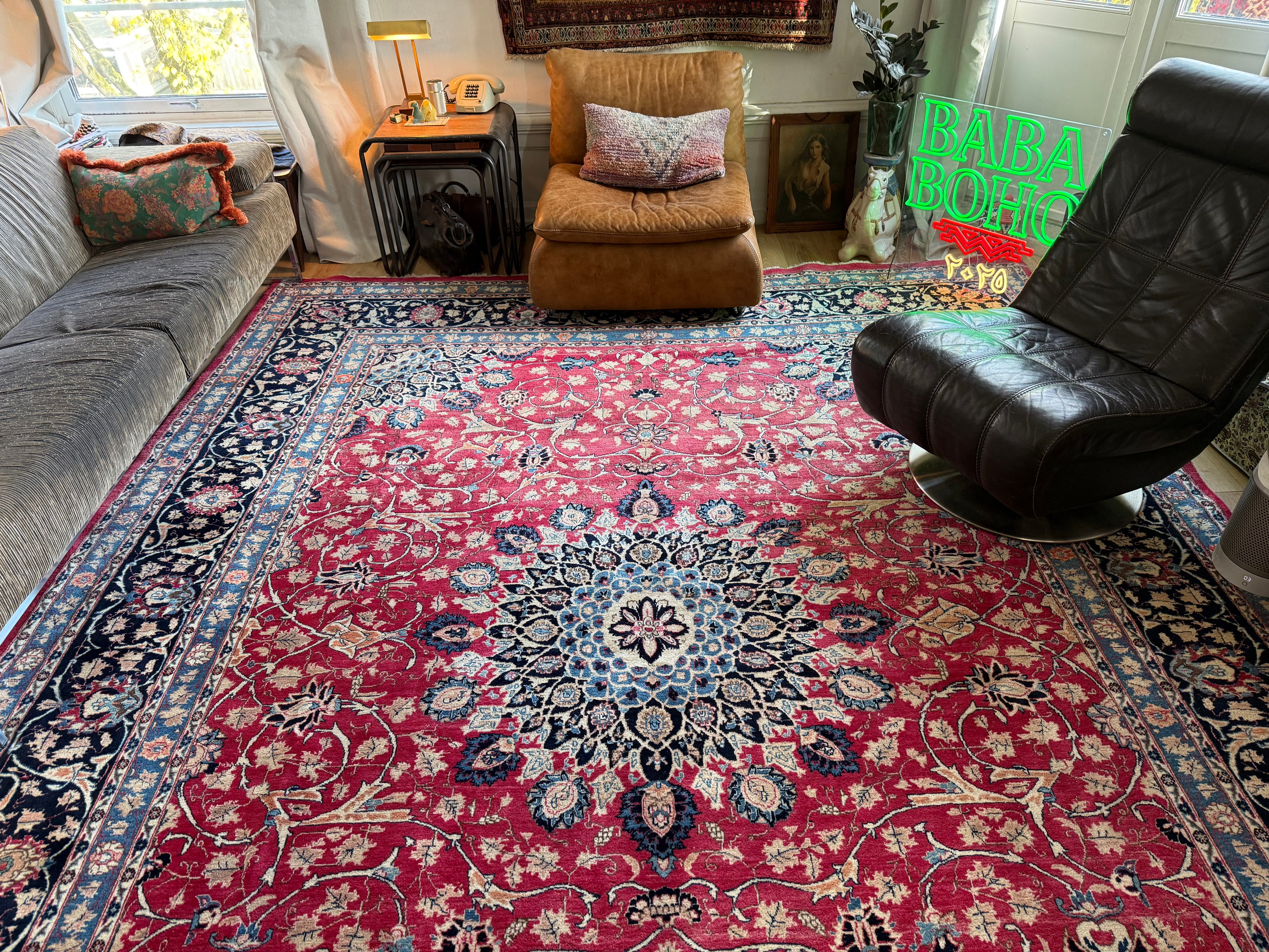 Groot handgeknoopt vintage vloerkleed met medaillon – 400×302 cm