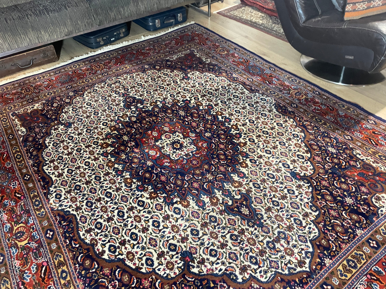 Handgeknoopt Oosterse Moud stijl tapijt – ca. 255 × 198 cm