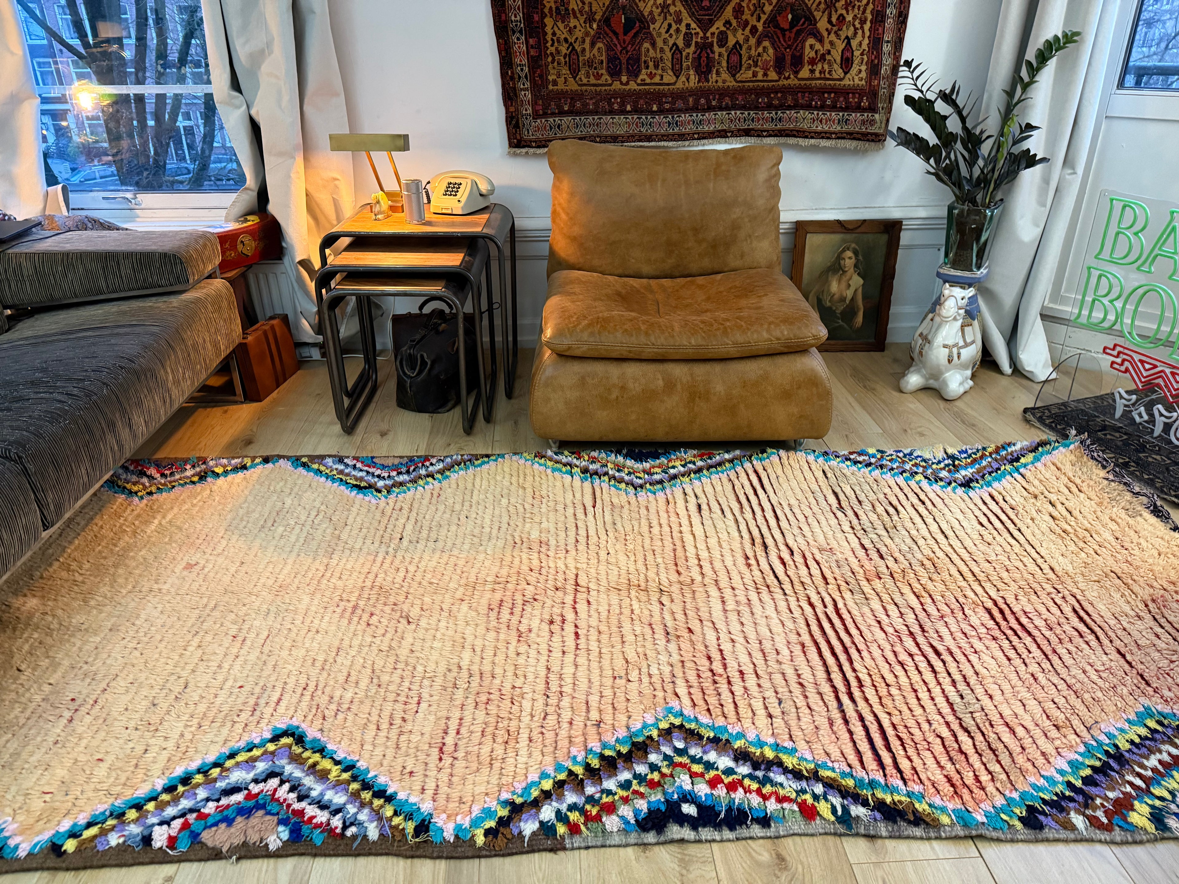 Vintage handgeknoopt Marokkaans tapijt – 370 × 204 cm