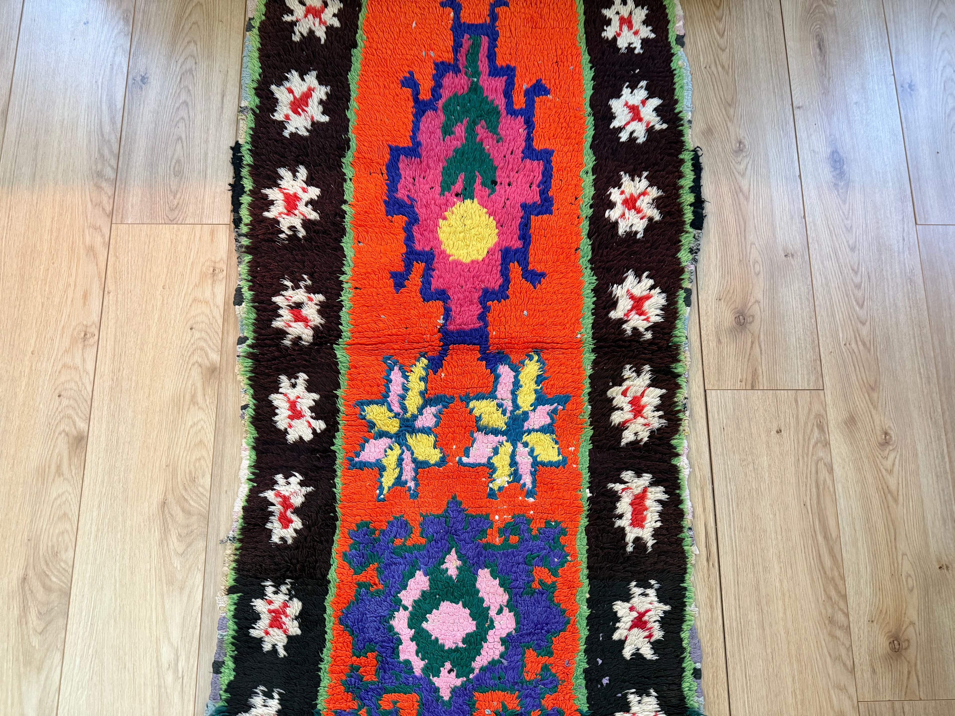 Authentiek handgeknoopt tapijt – kleurrijke boho stijl – ca. 274 × 75 cm