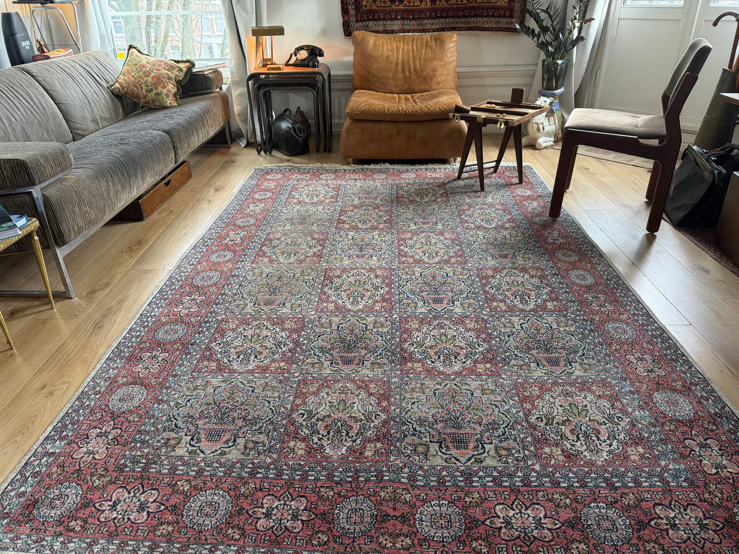 Hand-knotted Kashmir carpet – Garden design – 283 × 185 cm
