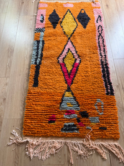Modern Moroccan rug – abstract orange – 184 × 128 cm