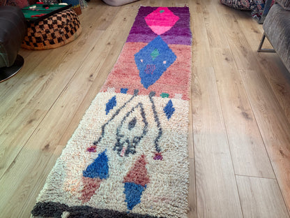 Authentiek Berber wollen kleed – kleurrijke Marokkaanse loper (310 × 70 cm)