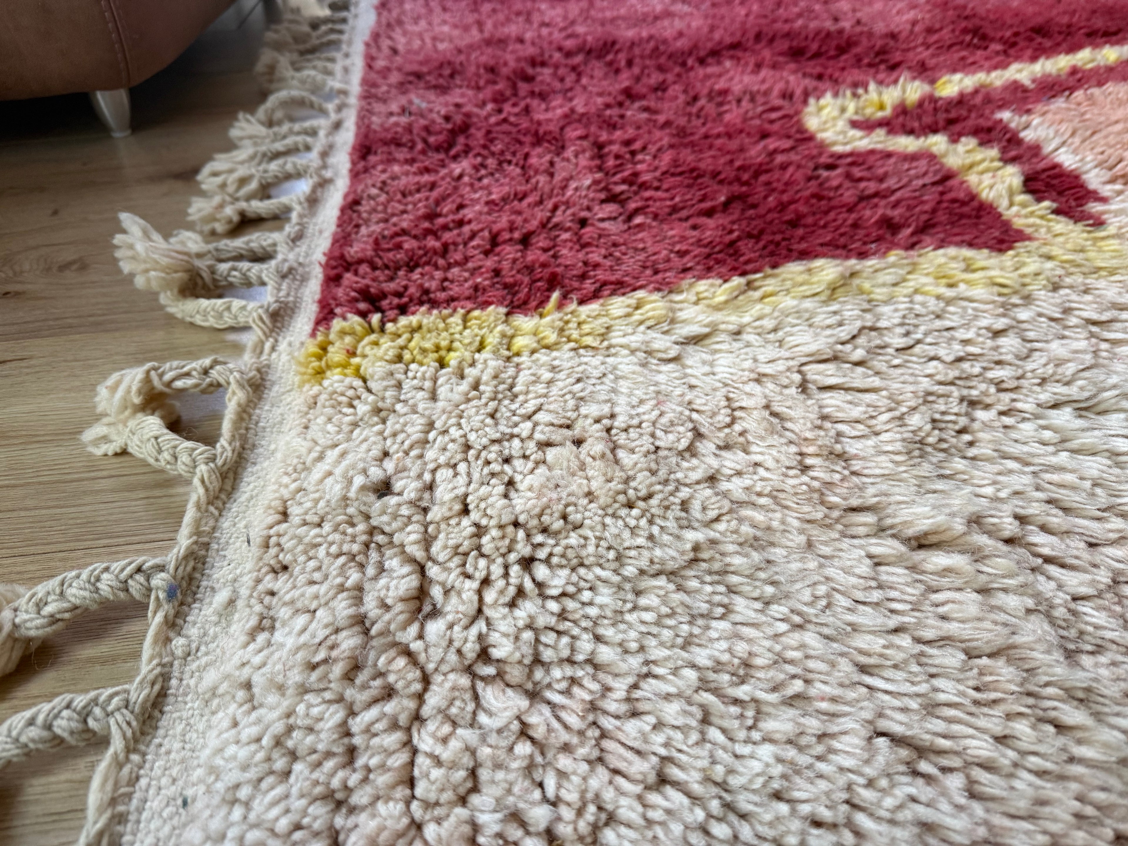 Vintage hand-knotted Moroccan rug – 291 × 203 cm
