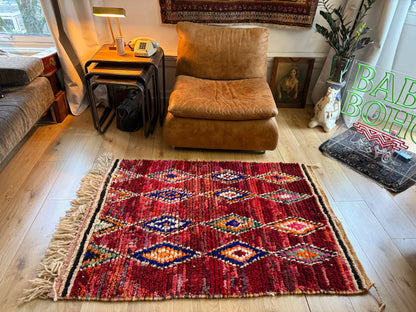 Warm vintage Berber tapijt – 154 × 102 cm