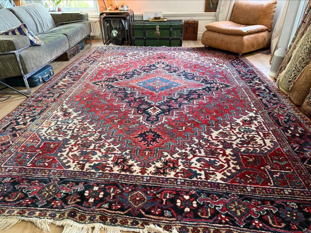 Handgeknoopt vintage oosters vloerkleed  Heriz stijl– 250 x 355