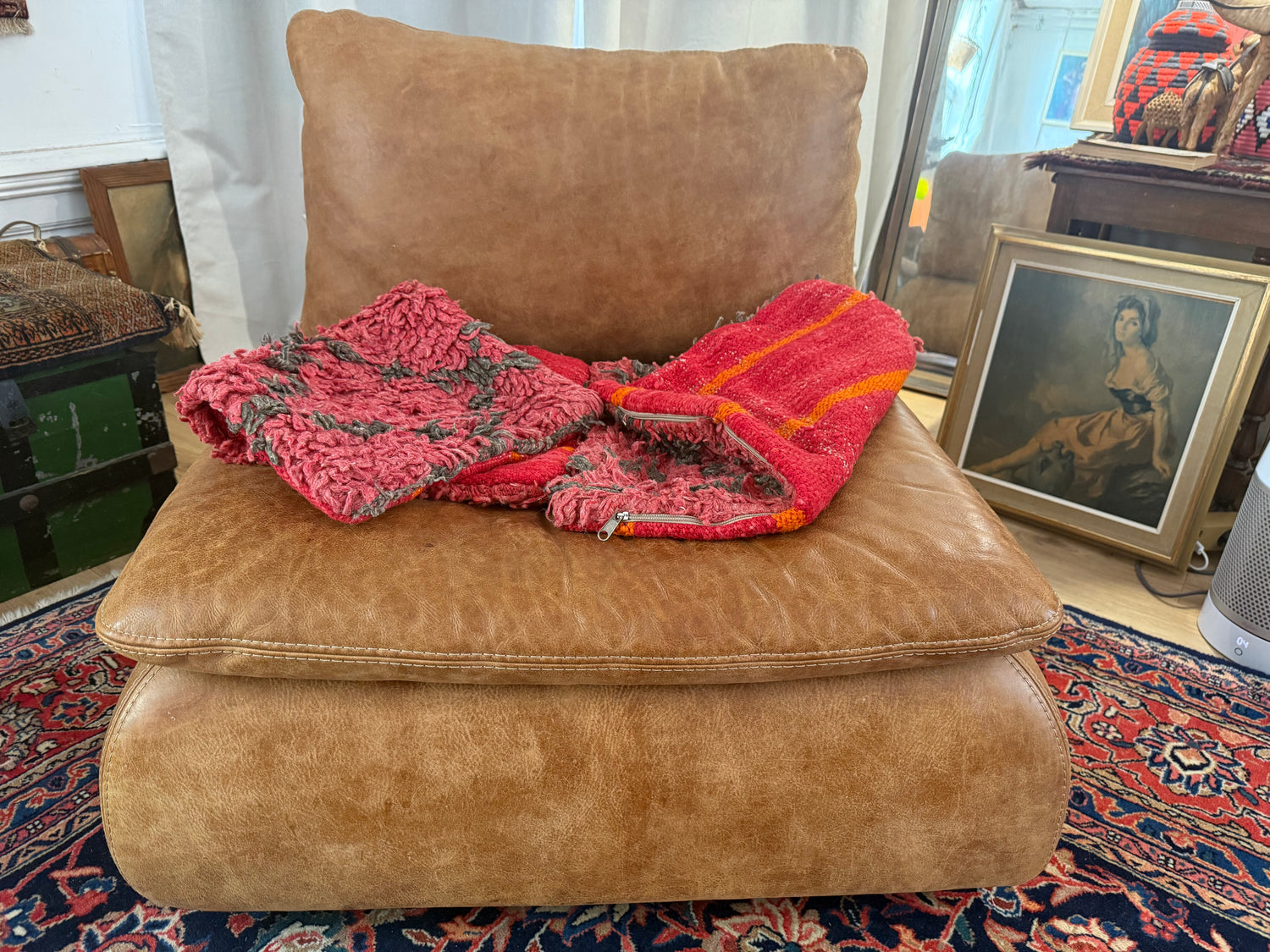 set van 2 Handgemaakte kussens van een vintage Marokkaans tapijt – ca. 60 × 40 cm