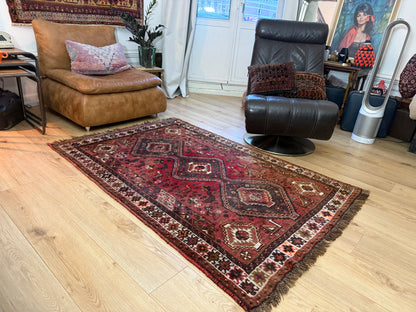 Handgeknoopt vintage oosters tapijt – 182 × 120 cm