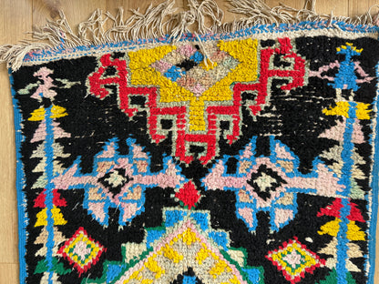 Handgeknoopt vintage tapijt Boucherouite loper uit Marokko– ca. 277 × 88 cm
