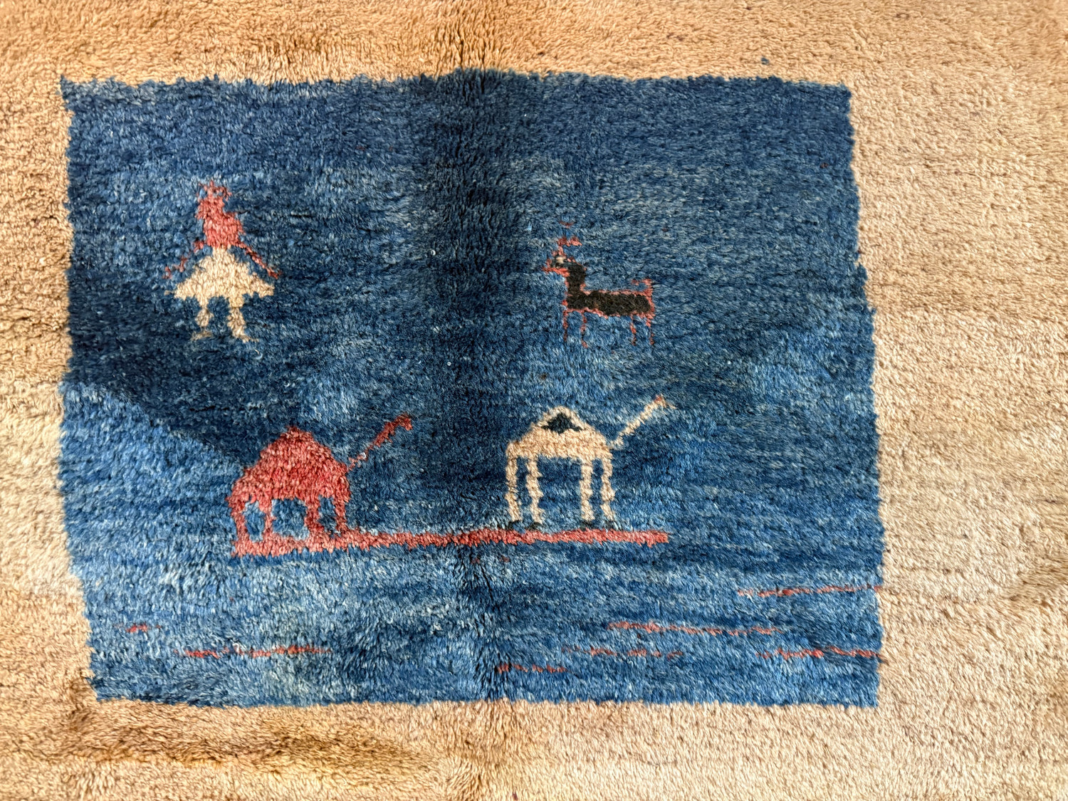 Hand-knotted wool carpet with nomadic pattern – 283 × 215 cm