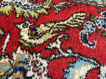 Vintage handgeknoopt wollen tapijt met vogels en gazellen – ca. 222 × 140 cm