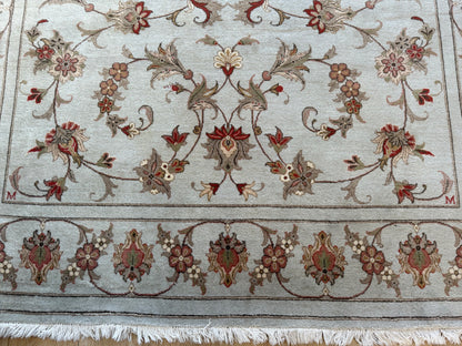 Authentiek handgeknoopt tapijt – licht pastel &amp; florale elegantie – ca. 305 × 197 cm