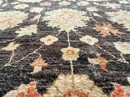 Handgeknoopt Ziegler tapijt, rustig, verfijnd en tijdloos. Ca. 308 × 249 cm