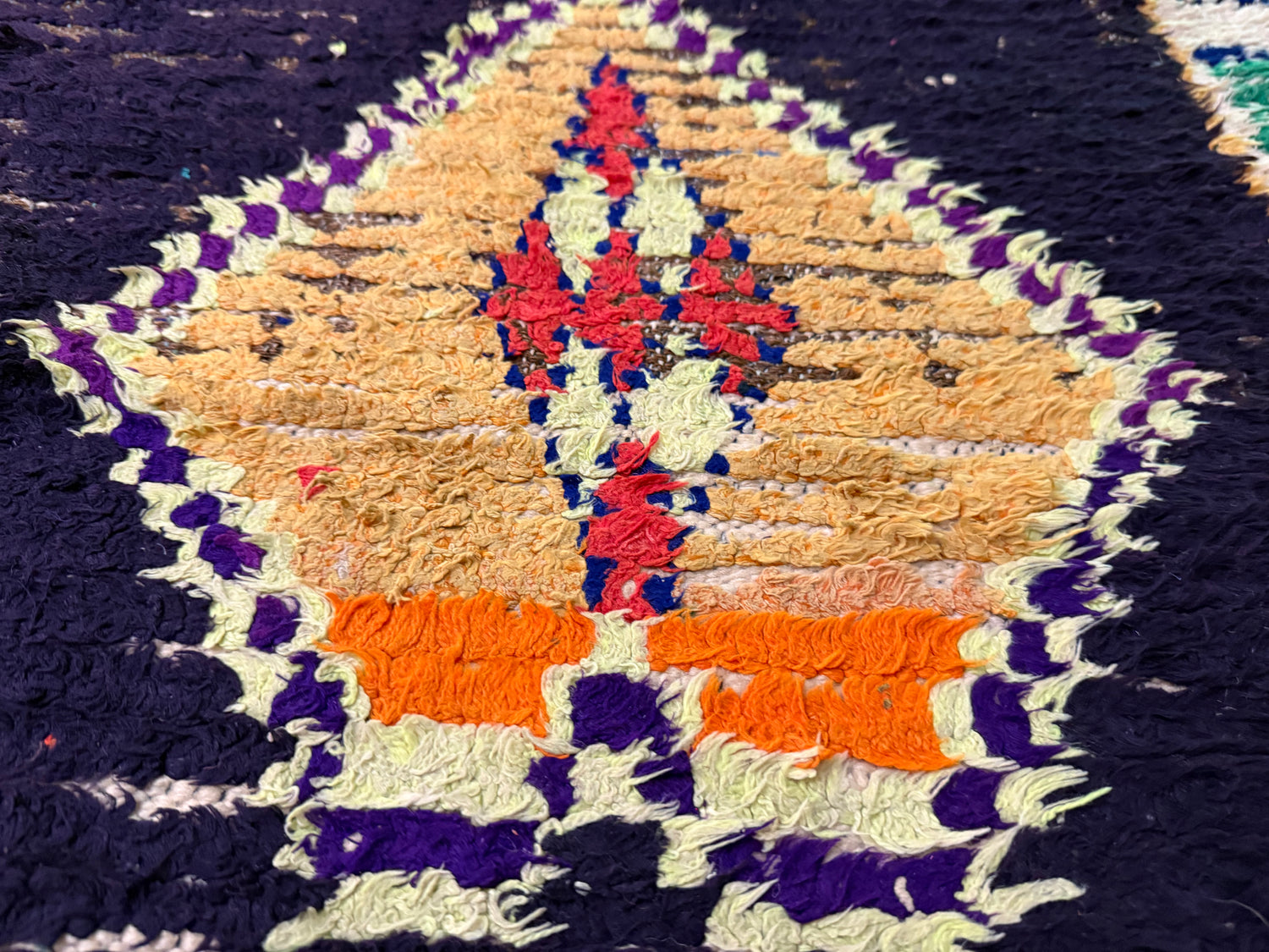 Handgeweven Berber loper uit Marokko – ca. 253 × 70 cm