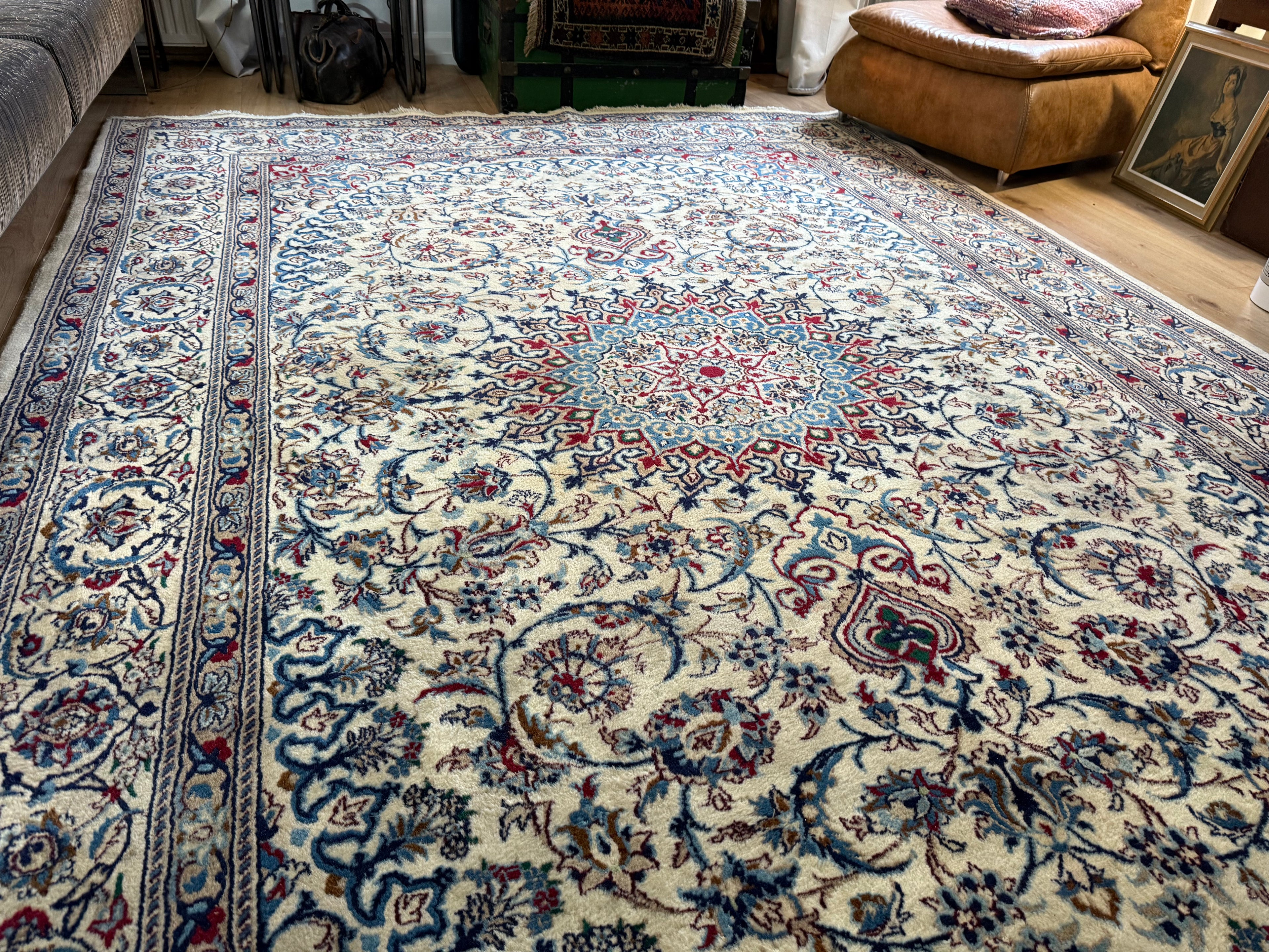 Handgeknoopt vintage Nain stijl tapijt – ca. 355 × 248 cm