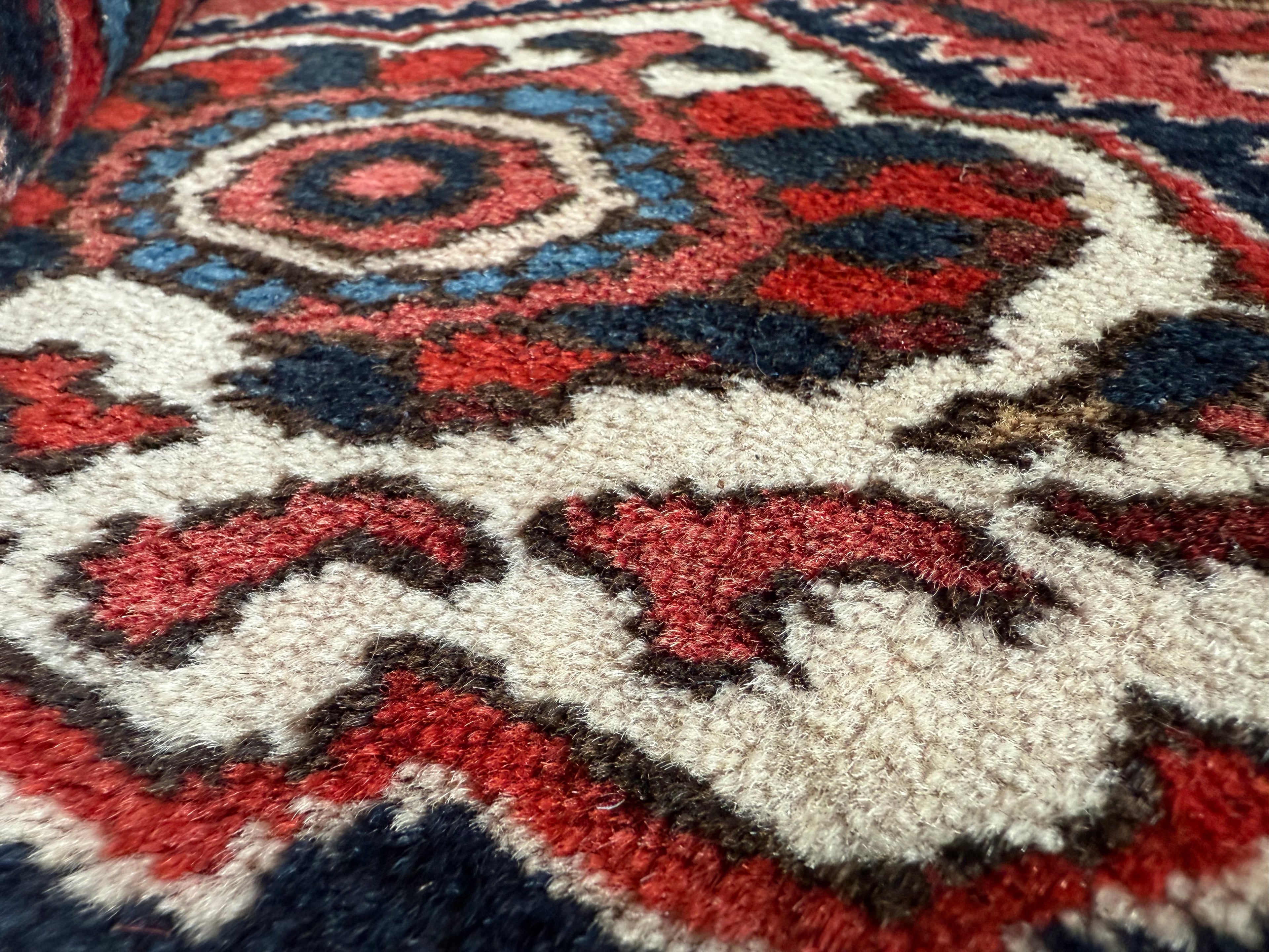 Vintage handgeknoopt Oosters tapijt met medaillon – ca. 318 × 226 cm