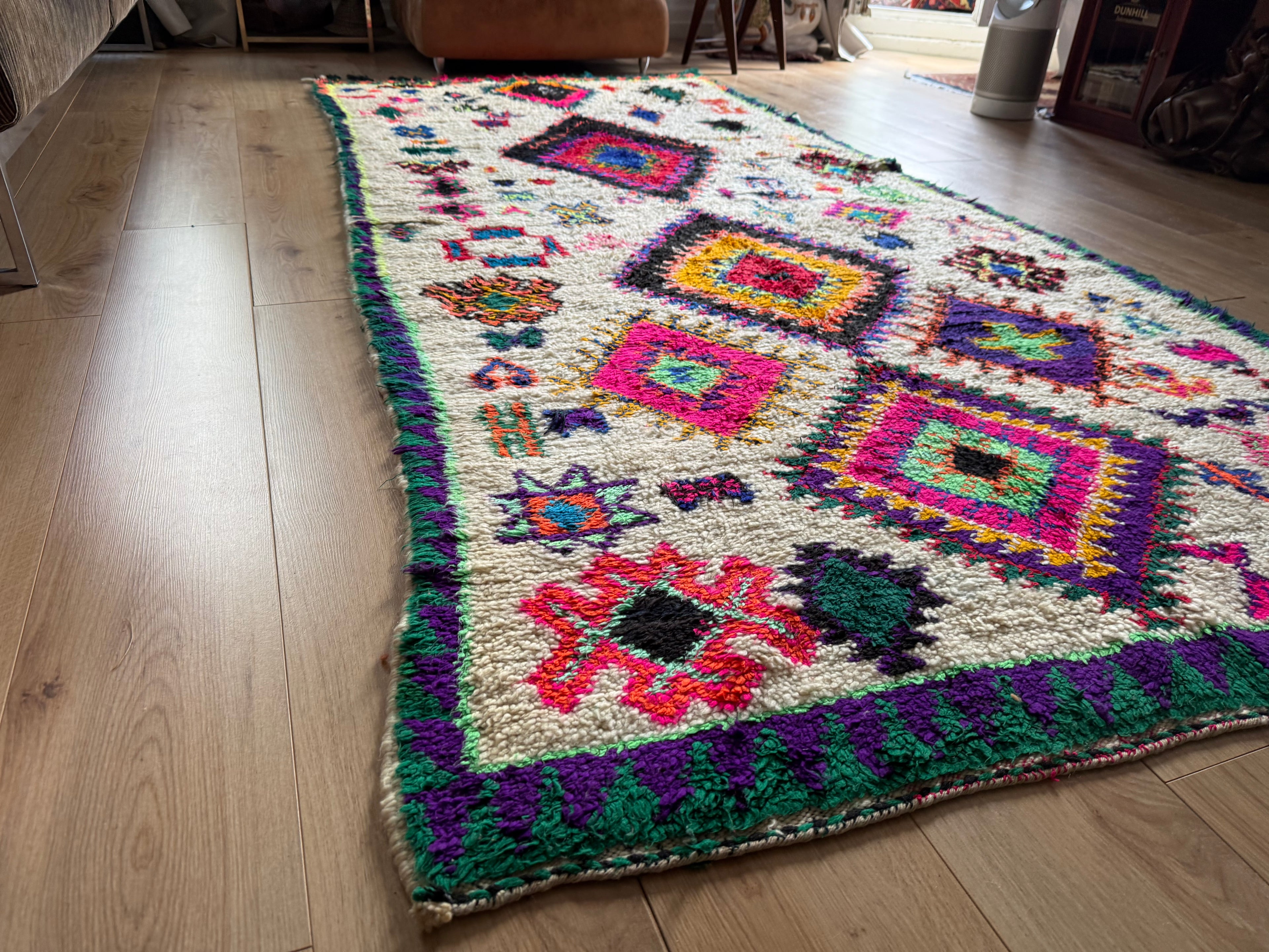 Tapis marocain vintage Azilal – 290 × 126 cm