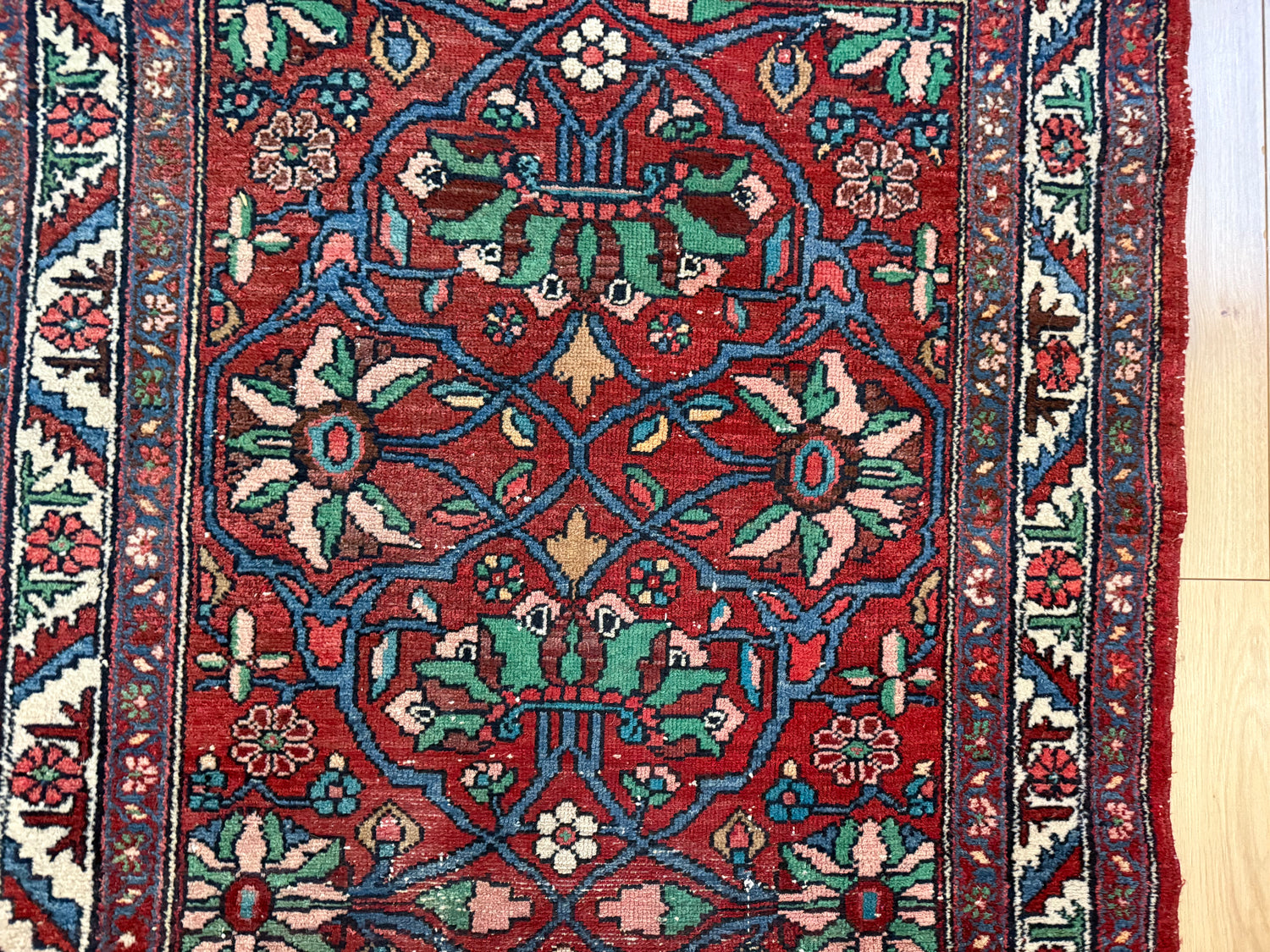 Sleets Vintage handgeknoopt oosters tapijt – 193 × 104 cm