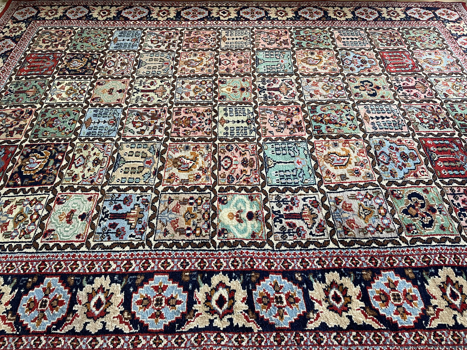 Handgeknoopt vintage Oosters tapijt – ca. 220 × 151 cm