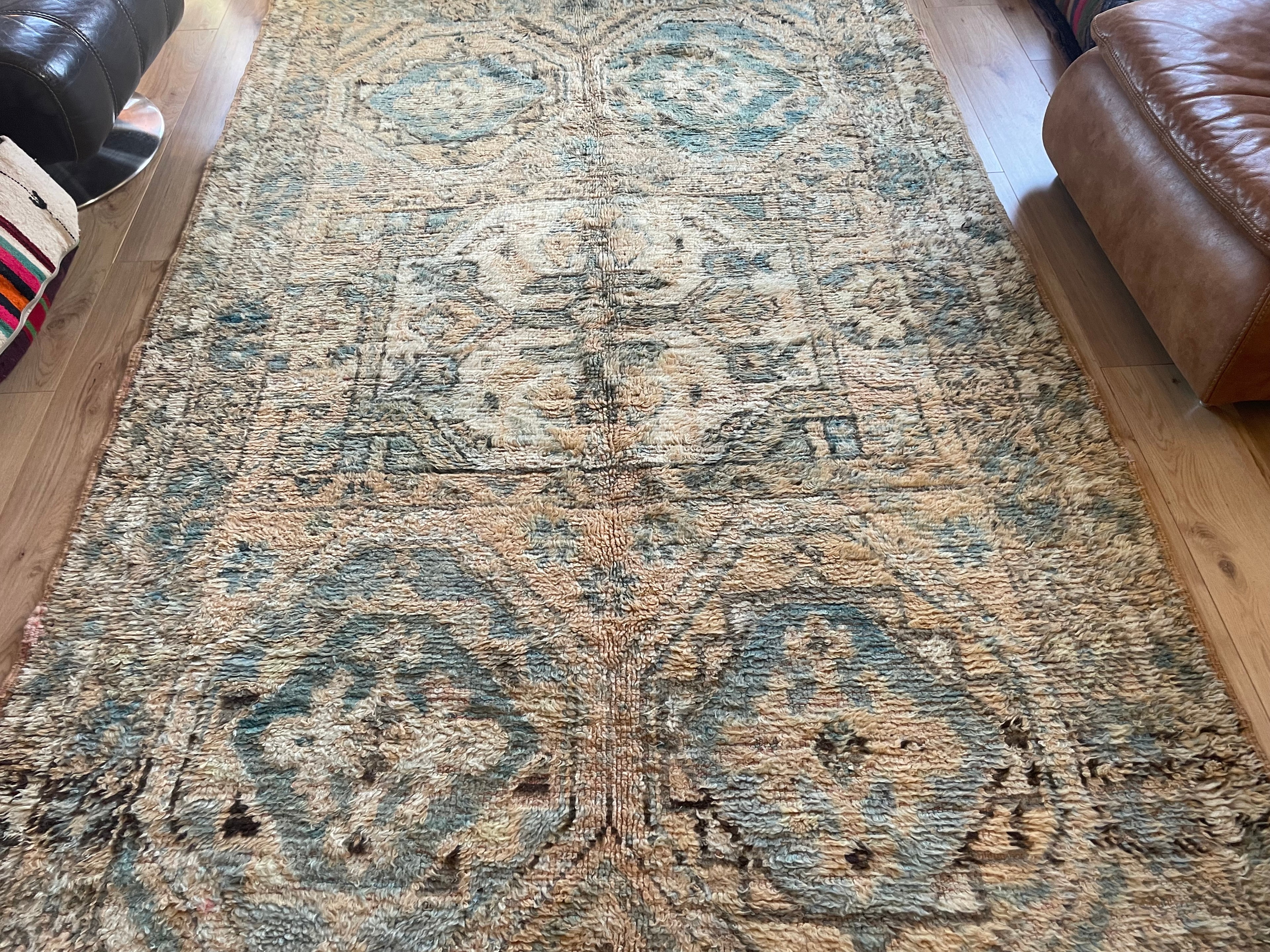 Handgeknoopt vintage tapijt uit Marokko – ca. 340 × 178 cm