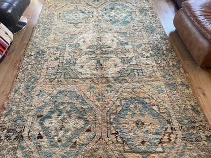 Handgeknoopt vintage tapijt uit Marokko – ca. 340 × 178 cm