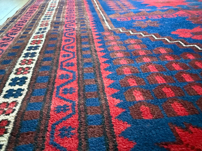Hand-knotted tribal vintage carpet – Baluch – Indigo &amp; star medallion – ca. 1920–1935 size: 177 × 108 cm